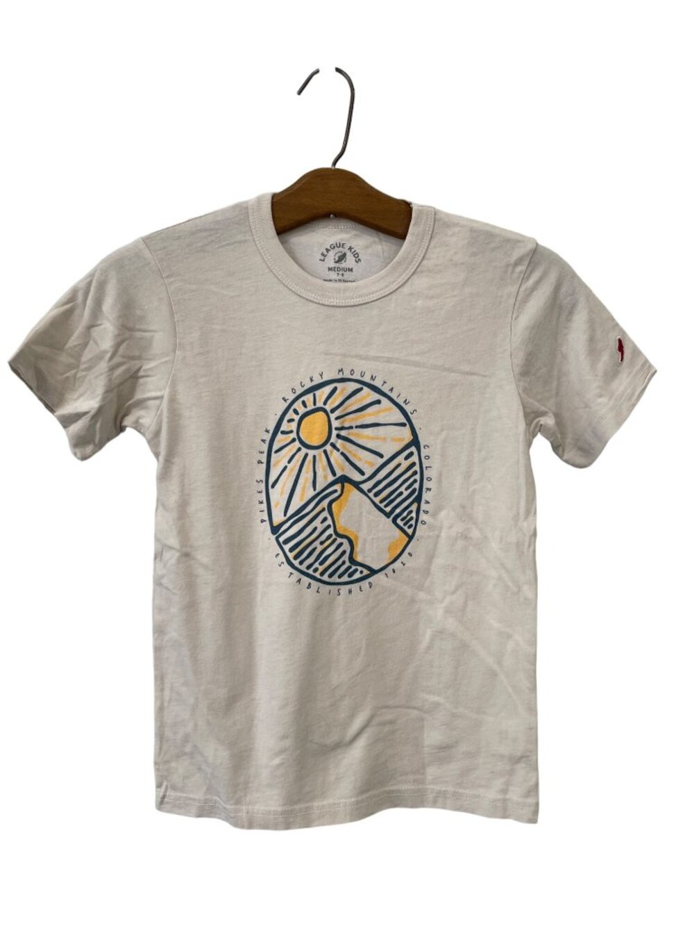 League 91 Graphic Tee Medium 7-8 Kids Rocky Mountains Heather Canvas T Shirt NEW
